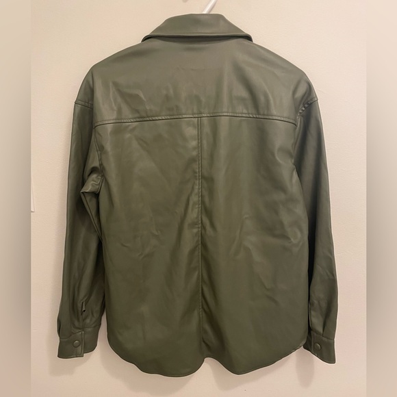 Ardene Olive Green Oversized Shacket size Small 🫒 - Picture 7 of 8